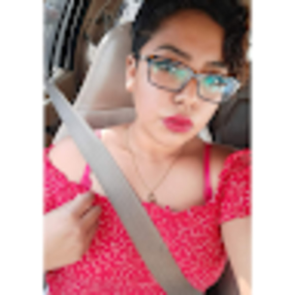 Meet your Posher, Rocío - Picture 1 of 1